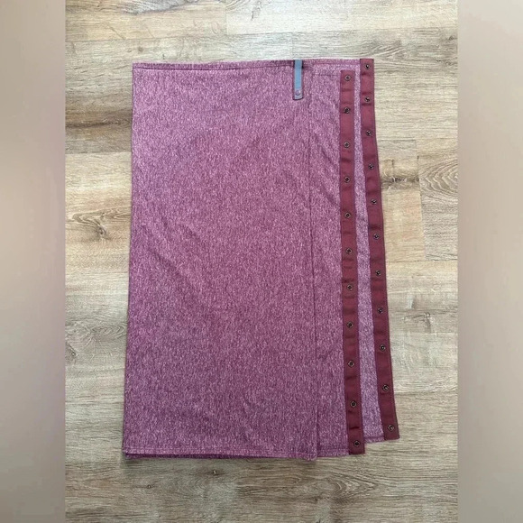 Lululemon Vinyasa Scarf *Rulu Heathered Auburn - Picture 5 of 8